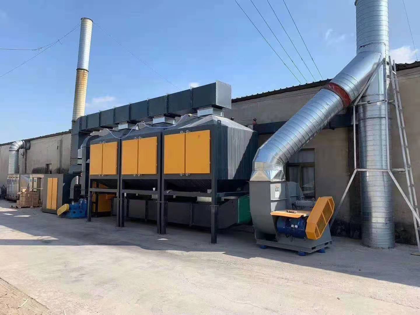 活性炭吸附催化燃烧装置